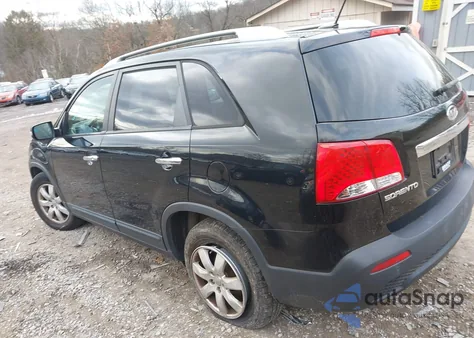 2013 Kia Sorento Lx from USA, damaged, VIN 5XYKT3A69DG383215
